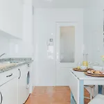 Centrico Con Parking Y Wifi Gratis Lägenhet